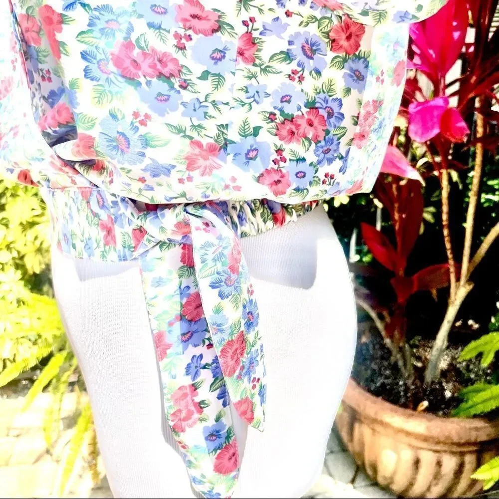 Code Mode Wrap Around Crop Top - Picture 5 of 9